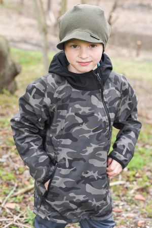 zelená maskáčová bunda se šikmým zipem - 3-5 let