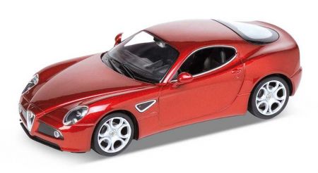 Welly Alfa Romeo 8C Červená 1:24