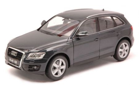 Welly Audi Q5 Černý 1:24