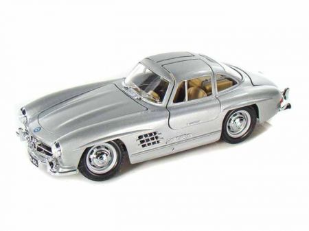 Bburago Mercedes Benz 300SL 1954 stříbrný 1:24