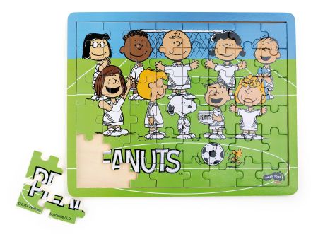 Small foot by Legler Small Foot Dřevěné puzzle Peanuts fotbal