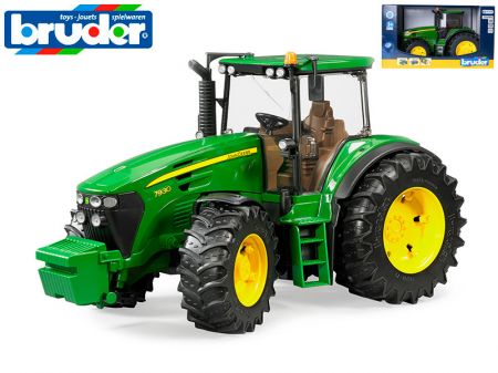 Bruder traktor John Deere 7930 30 cm na volný chod